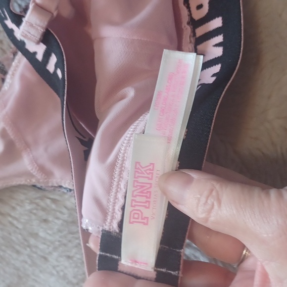 Pink Victoria's Secret Bra - Picture 5 of 8
